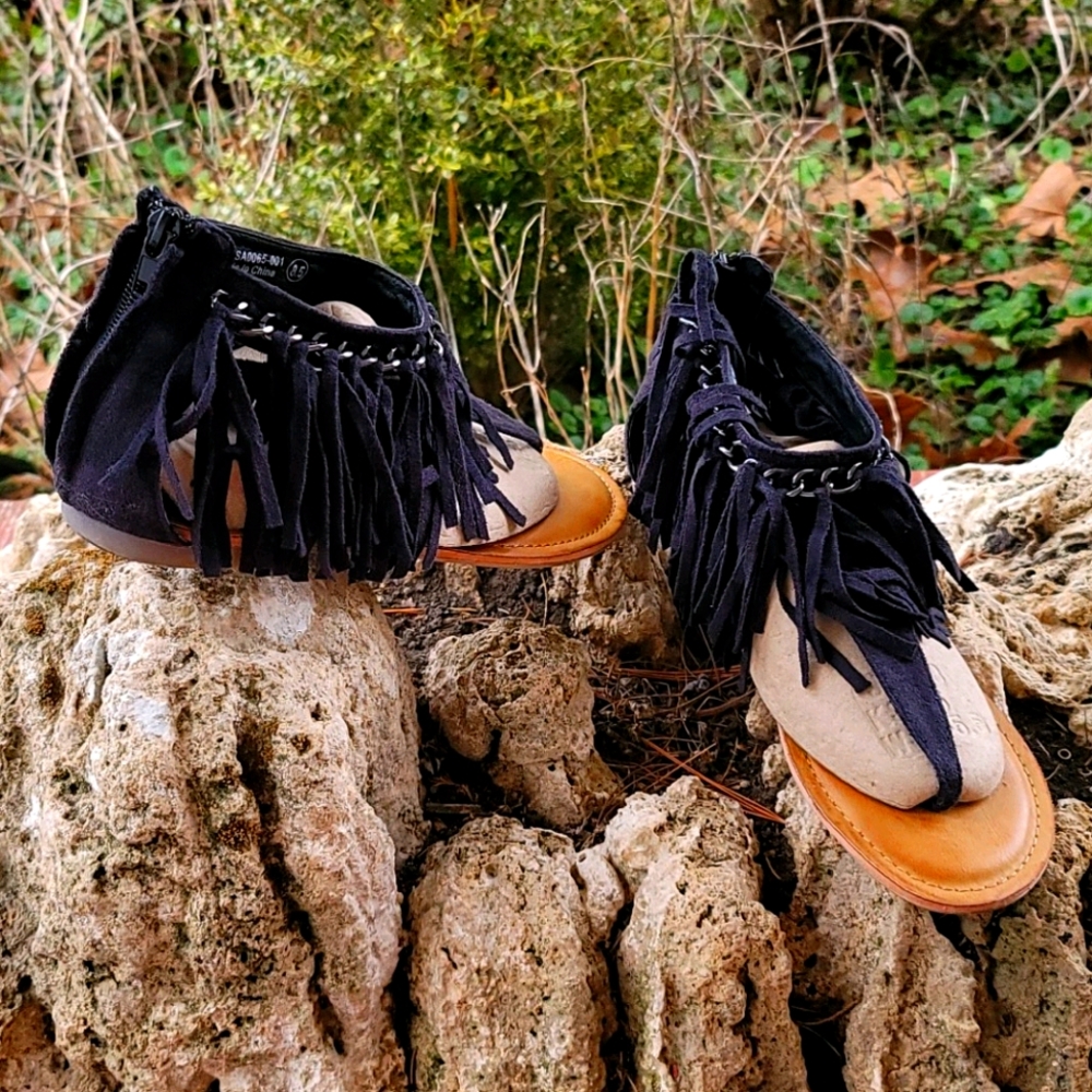 Not Rated Fringe Chain Faux Leather Sandals 8 1/2